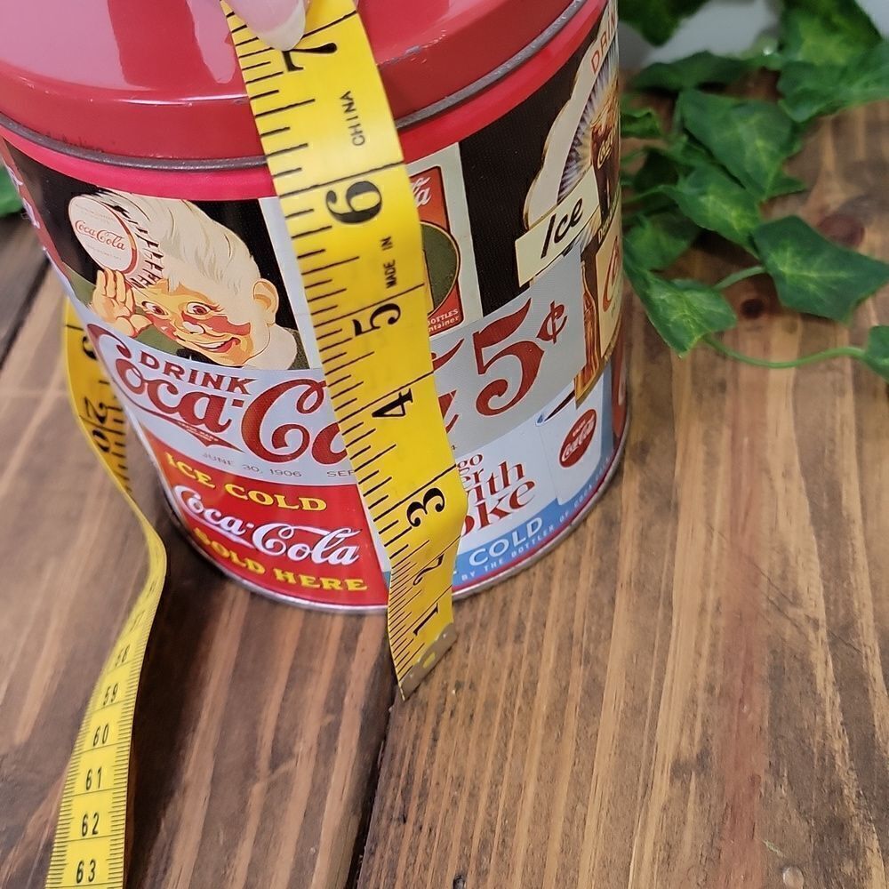 Coca-Cola. Tin. Vintage. EUC - Picture 3 of 7